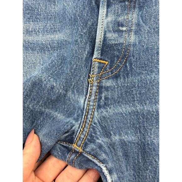 Levis Jeans Mens 34x30 Blue Straight Leg 501 XX Button Fly Medium Wash Denim - Picture 5 of 16